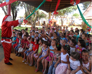 Escola Municipal “Balangá” – Apresentação e Festa de Natal 2012 –  Prefeitura Municipal de Capão Bonito