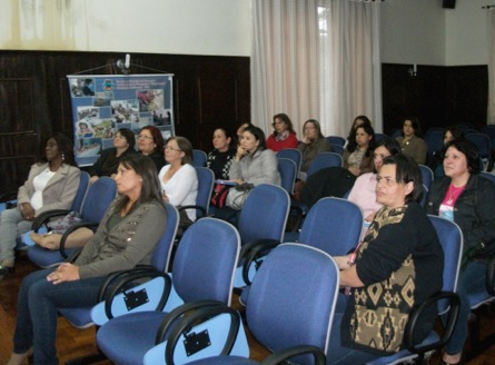 Secretaria Municipal de Educação recebe a região para socializar os trabalhos de creche