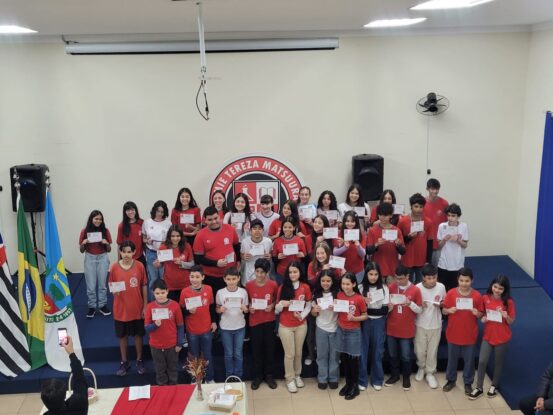 Escola Profª. Sumie Baldissera premia  Alunos Destaques do 1º semestre de 2025 