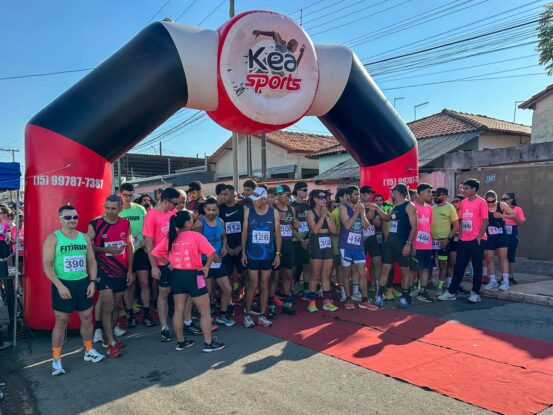 1ª Corrida Outubro Rosa movimenta a Vila Aparecida e destaca importância da prevenção ao câncer de mama