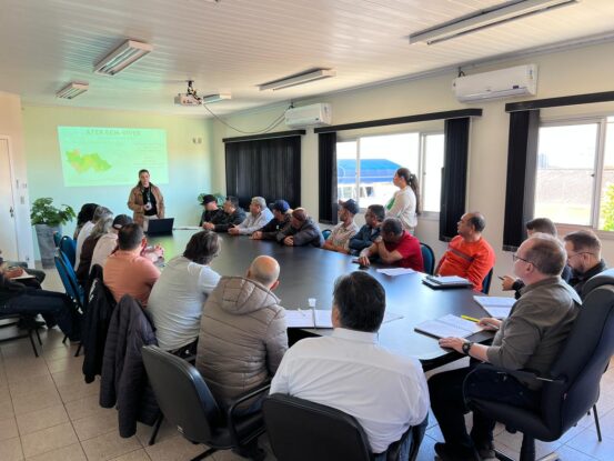 Capão Bonito fortalece Agricultura Familiar com novas doações de equipamentos agrícolas 