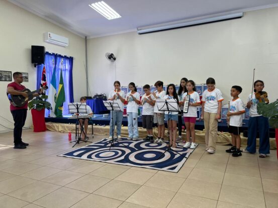 Prefeito anuncia aumento da bolsa dos PEADs para 2026