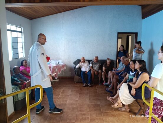 Ação de promoção à saúde bucal é realizada na Residência Terapêutica do bairro Cruzeiro em Capão Bonito