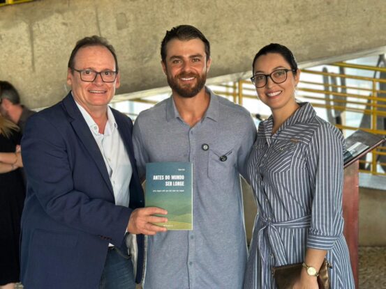 Sarau literário marca lançamento de “Antes do Mundo Ser Longe” e reforça valorização da cultura em Capão Bonito