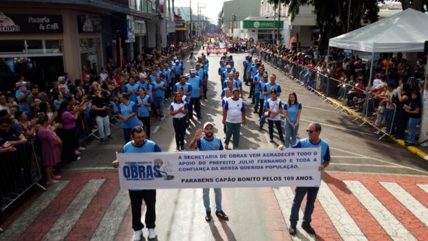 Secretaria de Obras participa pela primeira vez do Desfile Cívico dos 169 anos de Capão Bonito